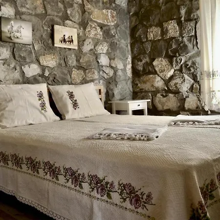 Hotel Dedehan Retreat *