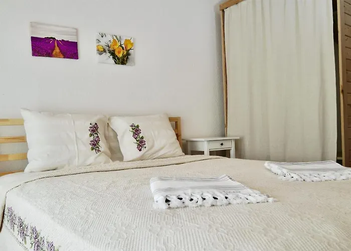 Dedehan Retreat فندق