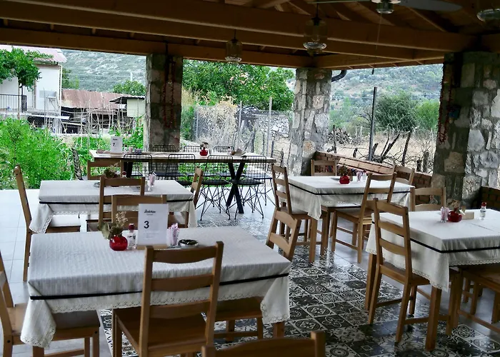 فندق Dedehan Retreat *